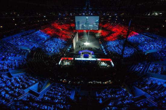 BLG成为继OMG、EDG、FPX后，第四支蝉联常规赛第一的队伍