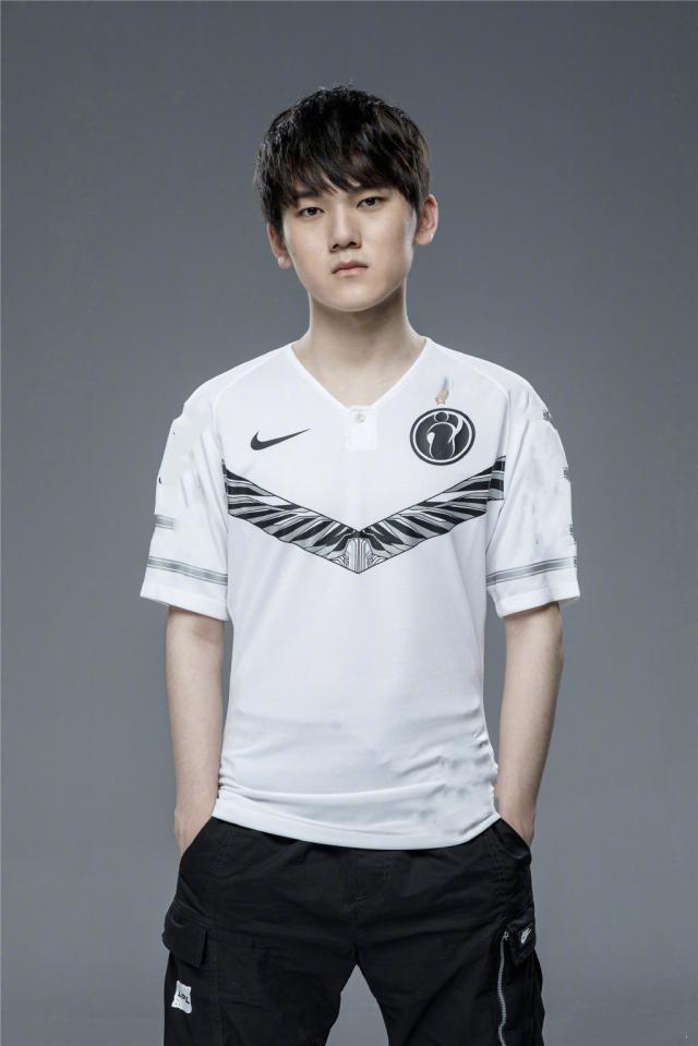 LPL今日首发：TheShy迎来WBG首秀